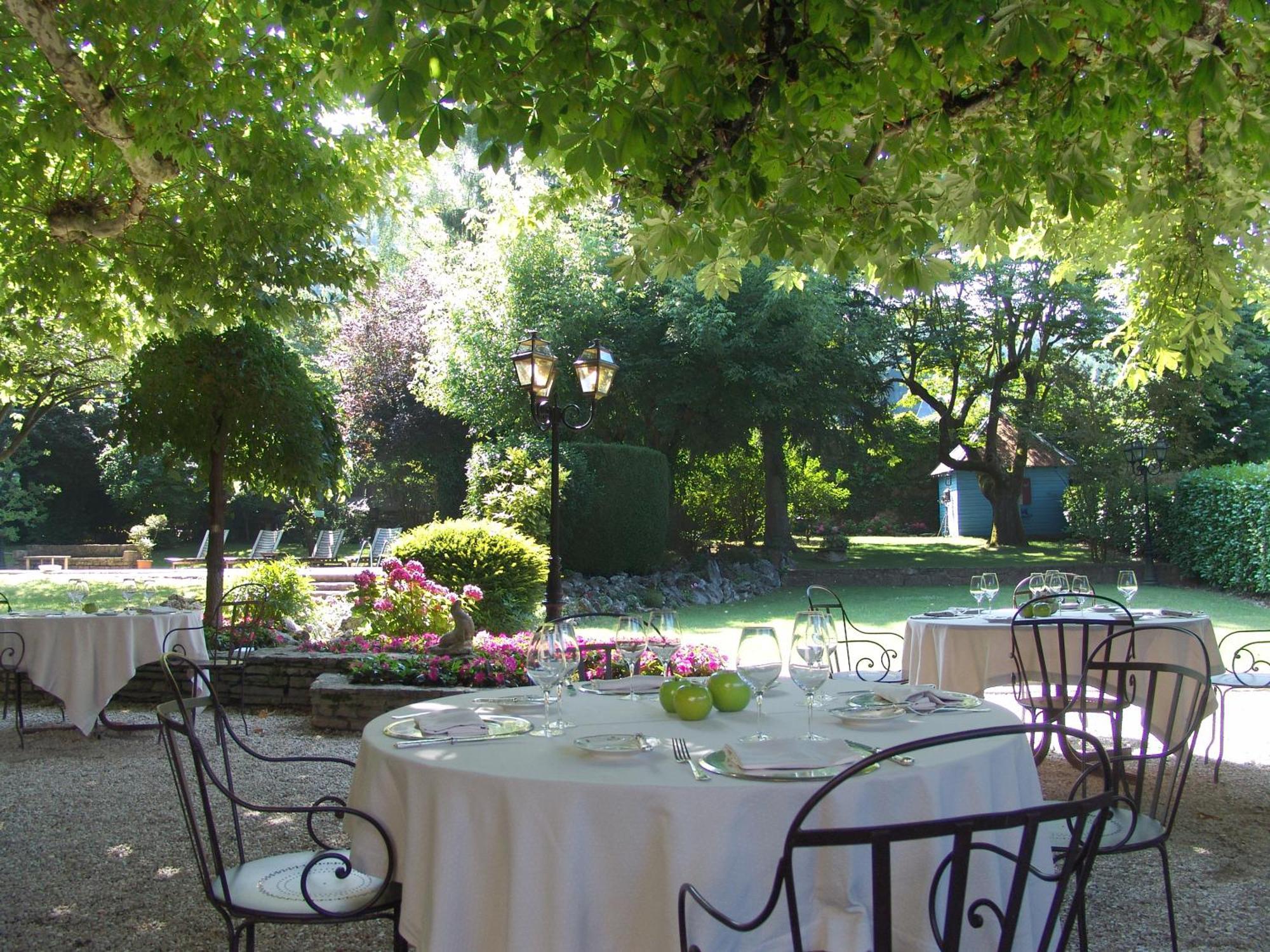 Hotel Restaurant Chavant Bresson  Екстериор снимка